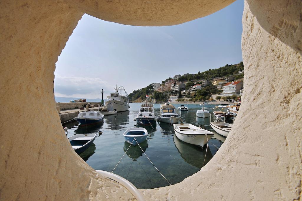 Apartment Zara 2 With Boat Place Mimice Exterior photo